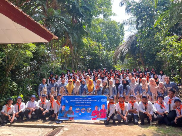 Official Welcome and Acceptance of the 2025 Biology Students Official Welcome and Acceptance of the 2025 Biology Students