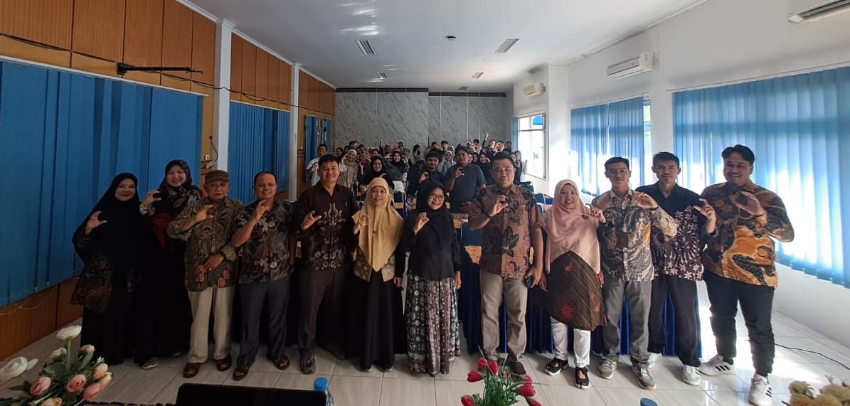 Department of Chemistry UNIB Holds Public Lecture and Practitioner Teaching Program on Biotechnology and Advanced Materials for Impactful Research