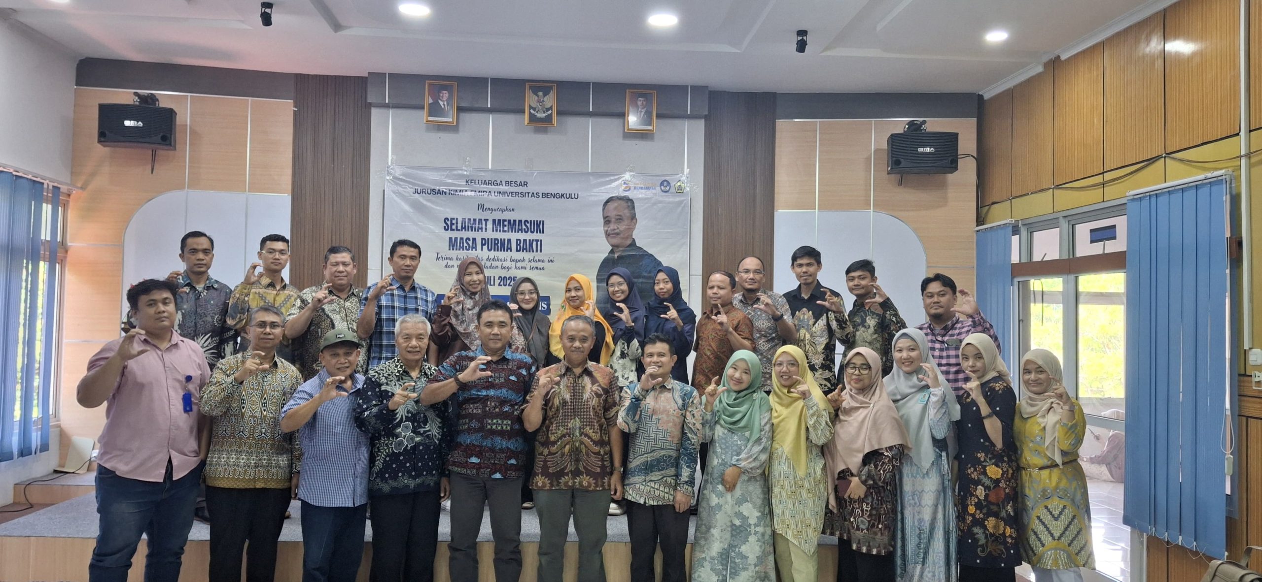 Prodi S1 Kimia FMIPA Unib Gelar Purna Bakti Dr. Teja Dwi Sutanto, M.S. Prodi S1 Kimia FMIPA Unib Gelar Purna Bakti Dr. Teja Dwi Sutanto, M.S.