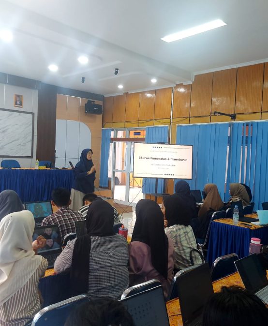 Practitioner Lecture for the Statistical Methods Course with Mrs. Fatmasari Damayanti, M.Si., from BPS