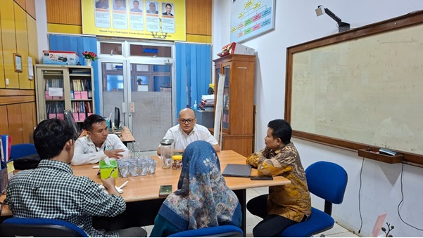 Visit of Bengkulu Provincial Statistics Office and Statistics Corner Team to FMIPA Welcomed by the Vice Dean for Student Affairs, Alumni, and Cooperation/  Kunjungan Badan Pusat Statistika Provinsi Bengkulu dan Tim Pojok Statistik ke FMIPA Disambut Wakil Dekan Bidang Kemahasiswaan Alumni dan Kerja Sama
