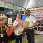 Coordinator of the Bachelor of Statistics Program, FMIPA, Universitas Bengkulu Visits Central Bengkulu Statistics Office Booth and Supports Student Interns