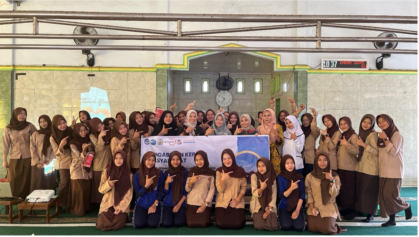 Cegah Anemia, Tim Dosen D3 Kebidanan FMIPA UNIB Lakukan Edukasi dan Pemeriksaan Kesehatan di SMAN 9 Kota Bengkulu