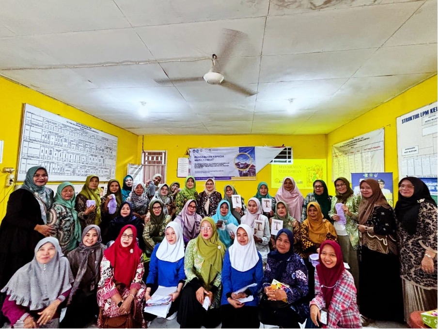Upaya Mendukung Menstrual Hygiene Management (MHM), Tim Dosen D3 Kebidanan FMIPA UNIB Lakukan Edukasi dan Pelatihan Pembuatan Pembalut Kain Pada Ibu PKK Kelurahan Sidomulyo, Kota Bengkulu Upaya Mendukung Menstrual Hygiene Management (MHM), Tim Dosen D3 Kebidanan FMIPA UNIB Lakukan Edukasi dan Pelatihan Pembuatan Pembalut Kain Pada Ibu PKK Kelurahan Sidomulyo, Kota Bengkulu