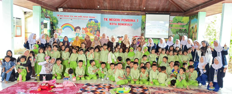 Penyuluhan Kesehatan Reproduksi pada Anak Usia Dini: Membangun Generasi Sehat dan Mandiri Sejak Dini Penyuluhan Kesehatan Reproduksi pada Anak Usia Dini: Membangun Generasi Sehat dan Mandiri Sejak Dini