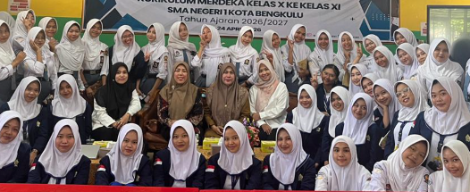 Penyuluhan Kesehatan Reproduksi pada Remaja Putri: “Mewujudkan Remaja Putri Sehat Biopsikososial”
