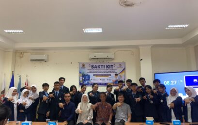 SAKTI KIT: Pelatihan dan Pemberdayaan Siswa SMKN 7 Kota Bengkulu dalam Pembuatan Nursing Health Kit sebagai Sarana Penunjang Kesehatan Sekolah