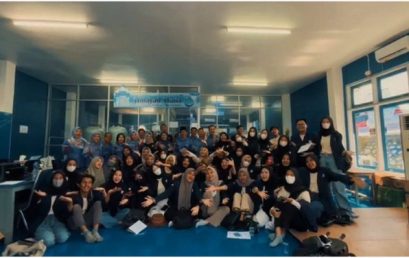 PRAKTIKUM BERSAMA PRAKTISI MENGAJAR