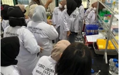 KUNJUNGAN DAN PRAKTIKUM MATA KULIAH INSTRUMENTASI KIMIA DI BPOM BENGKULU