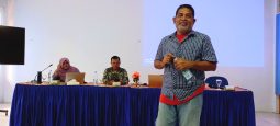 Dr. Ir. Farajallah, M.Si from Biology Department, FMIPA, IPB University gave a general lecture at the Biology Department, FMIPA UNIB