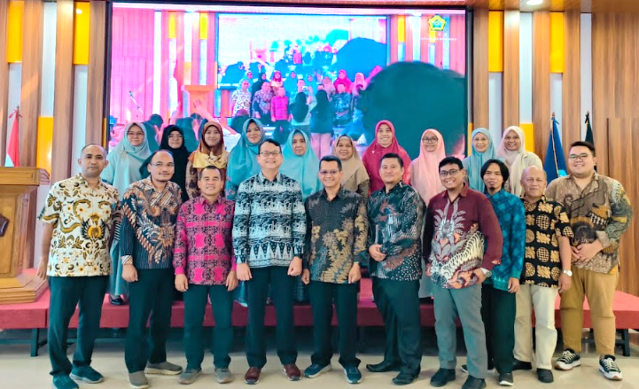 Dean of FMIPA, IPB University, Dr. Berry Juliandi, S.Si., M.Si shared his experiences as a Guest lecturer at the Biology Department and Signed the MoA of FMIPA, IPB University with FMIPA, University of Bengkulu Dean of FMIPA, IPB University, Dr. Berry Juliandi, S.Si., M.Si shared his experiences as a Guest lecturer at the Biology Department and Signed the MoA of FMIPA, IPB University with FMIPA, University of Bengkulu