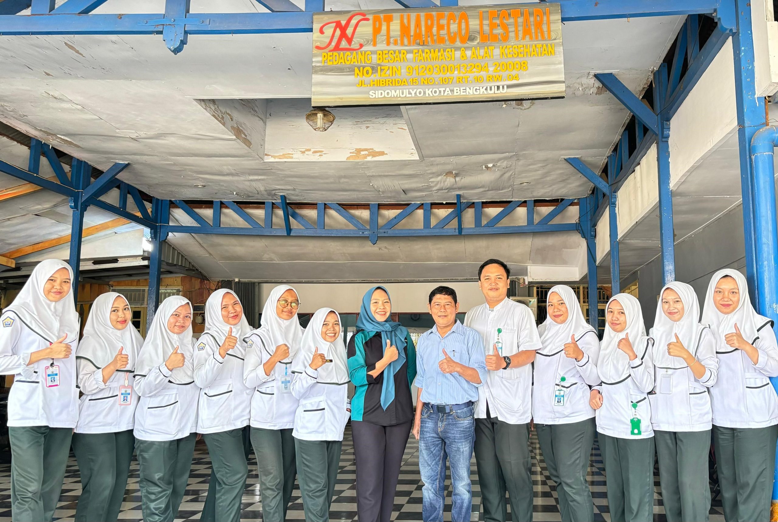 Praktik Belajar Lapangan Pemasaran Farmasi Mahasiswa Program Studi D3 Farmasi Universitas Bengkulu Tahun 2024 Praktik Belajar Lapangan Pemasaran Farmasi Mahasiswa Program Studi D3 Farmasi Universitas Bengkulu Tahun 2024