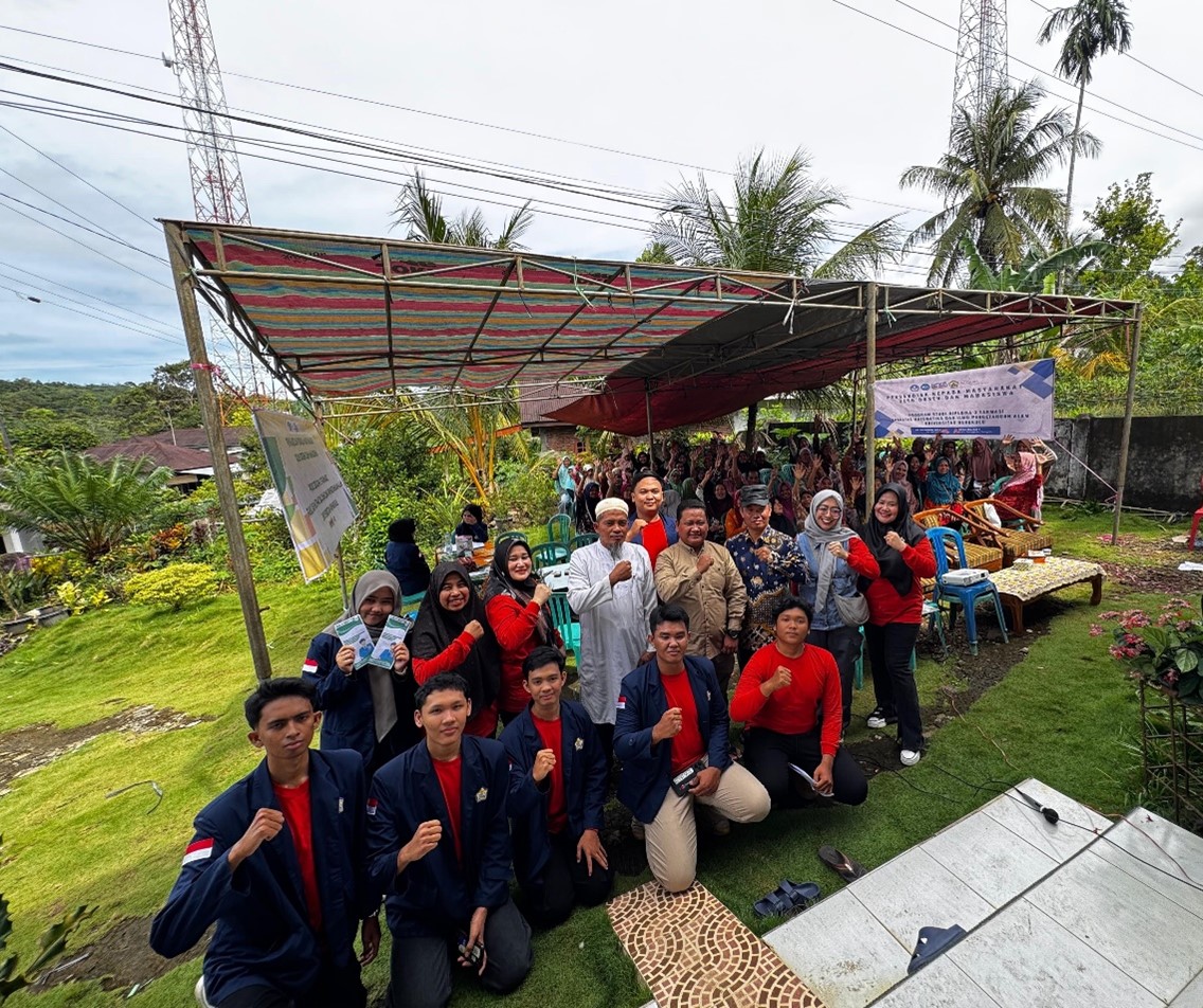 Pengabdian Kepada Masyarakat dalam Kegiatan Pemeriksaan Kesehatan Gratis Dalam Upaya Preventif Kesehatan Di Desa Bajak 1 Kelurahan Taba Penanjung Kecamatan Taba Penanjung Kabupaten Bengkulu Tengah Oleh Mahasiswa dan Dosen Program Studi D3 Farmasi Universitas Bengkulu Pengabdian Kepada Masyarakat dalam Kegiatan Pemeriksaan Kesehatan Gratis Dalam Upaya Preventif Kesehatan Di Desa Bajak 1 Kelurahan Taba Penanjung Kecamatan Taba Penanjung Kabupaten Bengkulu Tengah Oleh Mahasiswa dan Dosen Program Studi D3 Farmasi Universitas Bengkulu