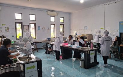 Uji Kompetensi Metode OSCE pada Mahasiswa Tingkat 1 dan 2 di Prodi D3 Farmasi Universitas Bengkulu