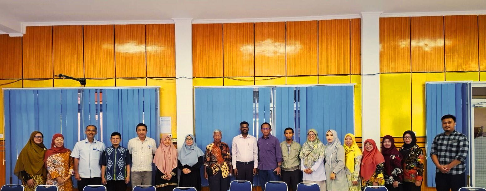 Welcome Ceremony For Dr. Sivaraj Ramachandra from NIT, Jelandar India Who will participate in the Asean-India Network Faculty Exchange Program (AINU-FEP) at FMIPA University of Bengkulu Welcome Ceremony For Dr. Sivaraj Ramachandra from NIT, Jelandar India Who will participate in the Asean-India Network Faculty Exchange Program (AINU-FEP) at FMIPA University of Bengkulu